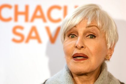 Nicole Croisille, voix de la chanson française des années 1970, est morte à 88 ans