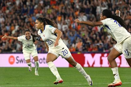 Euro-2025 : les Bleues de Cascarino assomment les Pays-Bas et filent en quarts