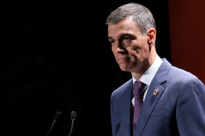 « Pedro Sánchez dirige une organisation criminelle » : entretien avec Miguel Bernad de Manos Limpias (2e partie)