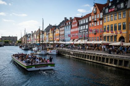 Copenhague échange ramassage de déchets contre promenade en bateau