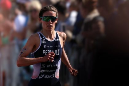 Triathlon : Leonie Periault remporte la 4e étape des championnats du monde de triathlon à Hambourg