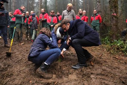 Jura : 30% des arbres plantés fin 2023 sous l’impulsion d’Emmanuel Macron décimés