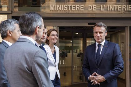 Macron reporte sa rencontre avec Retailleau sur fond de tensions entre les deux hommes