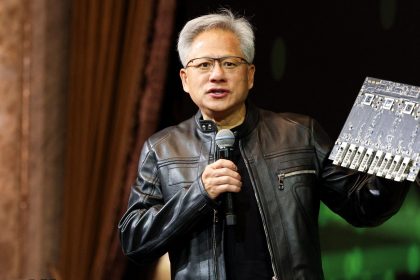 Nvidia annonce que Washington a donné son feu vert pour vendre des puces d’IA H2O à la Chine