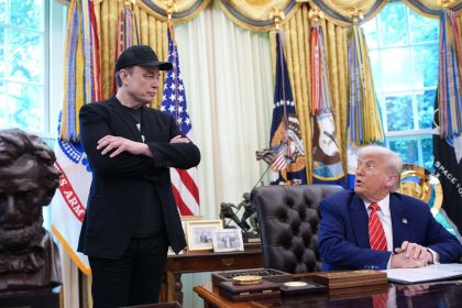 Donald Trump suggère au DOGE d&rsquo;examiner les subventions accordées aux entreprises d&rsquo;Elon Musk