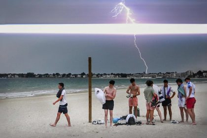 Orages et inondations : neuf départements placés en vigilance orange samedi