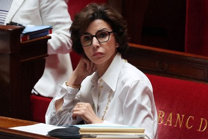 Audiovisuel public : passage au forceps sur fond de perte de pluralisme et de gabegie budgétaire