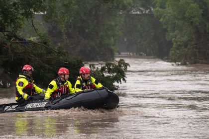Des inondations au Texas font au moins 24 morts et des disparus