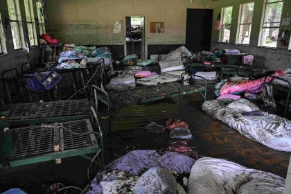 « J’espère un miracle » : au Texas, un père cherche sa fille emportée par les crues qui ont fait près de 60 morts