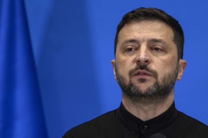 Volodymyr Zelensky revient sur la loi anti-corruption après les manifestations et les critiques de l&rsquo;UE