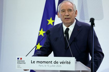 La France « accro à la dépense publique » : les pistes de François Bayrou pour sortir de ce « danger mortel »