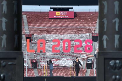 Le Comité olympique américain déclare se conformer au décret présidentiel visant à « exclure les hommes des sports féminins »