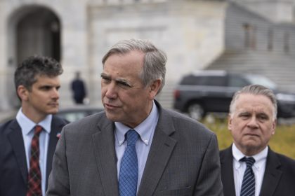 Des projets de loi bipartites ciblent les violations des droits de l’homme en Chine dans le cadre des négociations commerciales entre les États-Unis et la Chine