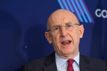 Le secrétaire britannique à la Défense appelle à une « campagne de 50 jours » pour armer l&rsquo;Ukraine