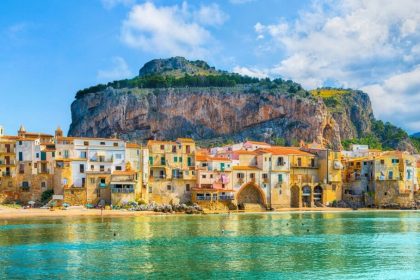 L’été sans fin bouleverse les vacances en Méditerranée