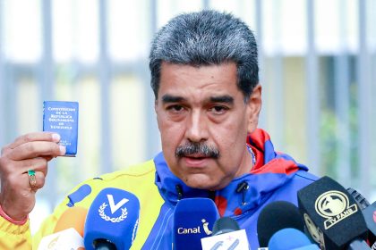 États-Unis : la récompense pour l’arrestation du président vénézuélien Maduro doublée à 50 millions de dollars