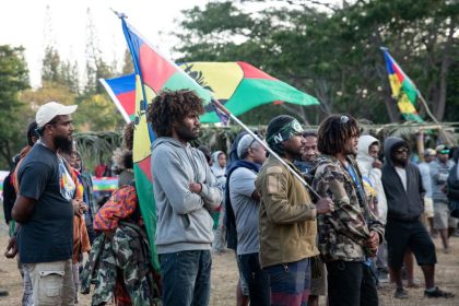 Nouvelle-Calédonie : le FLNKS s&rsquo;oppose à l&rsquo;accord de Bougival et dira « stop à l&rsquo;État s&rsquo;il entend passer en force »