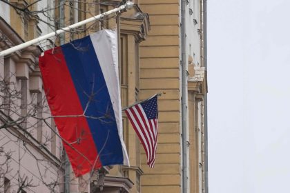 Le FBI met en garde contre des cyberpirates russes qui ciblent les infrastructures critiques des États-Unis