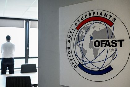 Un « tsunami blanc » : la France submergée par un narcotrafic de plus en plus violent, alerte l’Ofast