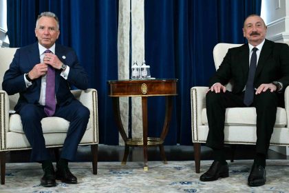 Donald Trump annonce la signature d’un accord de paix entre l’Arménie et l’Azerbaïdjan, négocié par les États-Unis