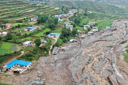 Des crues soudaines en Chine tuent au moins 10 personnes dans la province de Gansu, 33 sont portées disparues