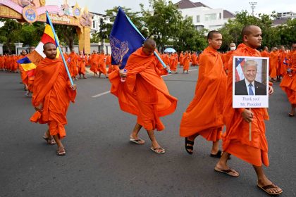 Donald Trump proposé pour le Nobel de la paix avec le soutien de 70.000 moines bouddhistes cambodgiens