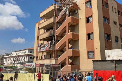 Gaza : cinq reporters périssent dans des frappes israéliennes visant un hôpital