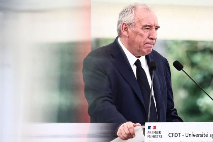 L&rsquo;Assemblée nationale renverse François Bayrou et en appelle à Emmanuel Macron