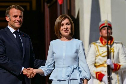 Emmanuel Macron et des dirigeants européens se rendent en Moldavie pour soutenir son entrée dans l&rsquo;UE