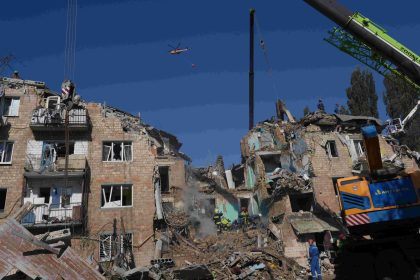 L&rsquo;attaque russe contre Kiev fait 15 morts, selon les autorités ukrainiennes