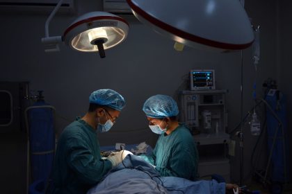 Du décès d&rsquo;un interne à la transplantation rénale d&rsquo;un nourrisson : révélation sur l&rsquo;industrie du prélèvement d&rsquo;organes en Chine