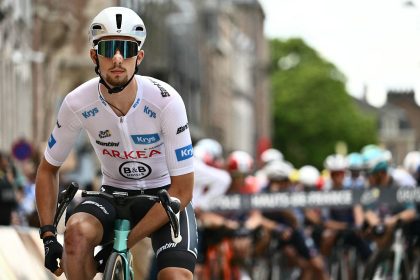 Kévin Vauquelin, meilleur coureur français du dernier Tour de France, opéré à une jambe