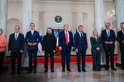 Six points à retenir des rencontres de Donald Trump avec Volodymyr Zelensky et les dirigeants européens