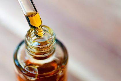 Le CBD augmente les enzymes hépatiques chez des adultes en bonne santé, selon une étude