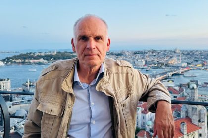 Mayotte : « Il y a des fraudes à tous les niveaux et l’État demeure impuissant », alerte Alain Destexhe