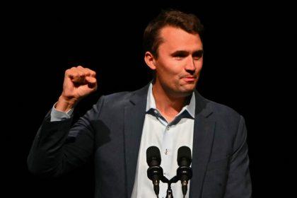 Charlie Kirk abattu lors d’un événement dans l’Utah