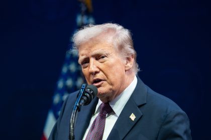 Donald Trump condamne l’agression au couteau d’une femme dans un train à Charlotte