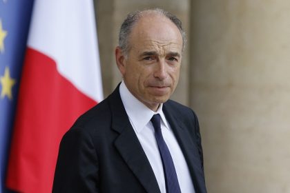 Jean-François Copé demande à Emmanuel Macron de « programmer sa démission » après les municipales