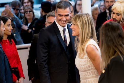 Espagne : l’épouse du Premier ministre Pedro Sánchez se dérobe à une nouvelle convocation judiciaire