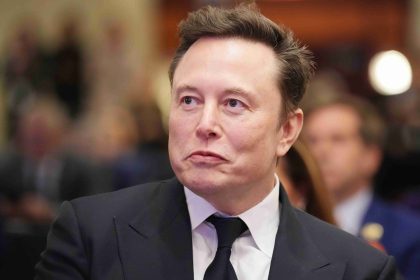 La présidente du conseil d’administration de Tesla estime que les motivations politiques d’Elon Musk « relèvent de sa personne »