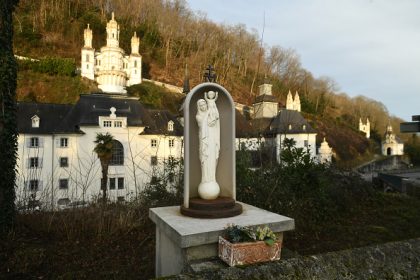 L&rsquo;affaire Bétharram « difficile » pour François Bayrou : « rien n&rsquo;a été fait », accusent les victimes