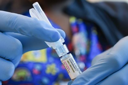 Pfizer Papers dévoilés à Bruxelles : des milliers de documents inédits sur le vaccin contre le Covid