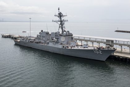 Les avions vénézuéliens seront abattus s’ils mettent les États-Unis en « position dangereuse », prévient Donald Trump