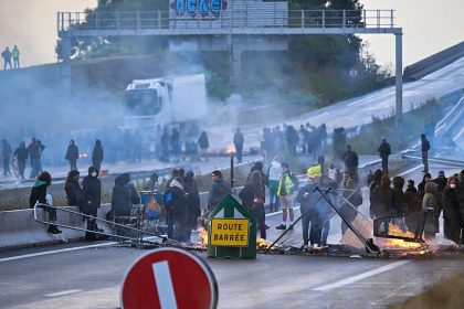 « Bloquons tout » : des premières actions limitées face à un dispositif policier renforcé