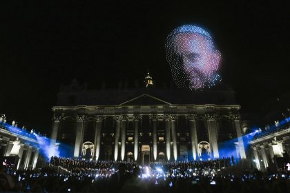 L&rsquo;Italie propose un jour férié pour le pape François, la France en débat de deux en moins
