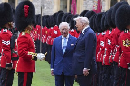Donald Trump rencontre le roi Charles lors du premier jour de sa visite officielle au Royaume-Uni