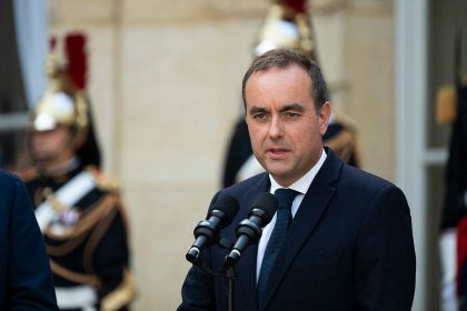 « Les perspectives d’une dissolution » s’éloignent, affirme Sébastien Lecornu
