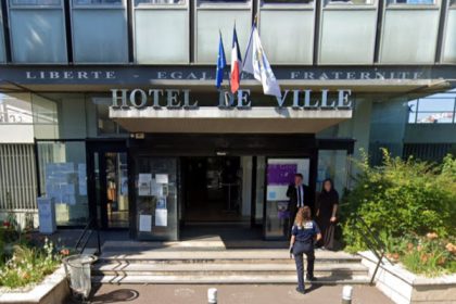 Rosny-sous-Bois : l’adjointe au logement démise de ses fonctions pour avoir hébergé une famille sans-abri dans son jardin