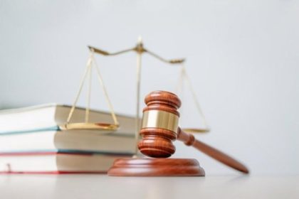 Viols de Claire Geronimi et Mathilde : l’accusé condamné à 18 ans de prison et banni définitivement du territoire français