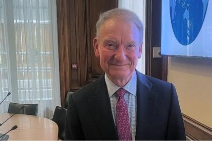 Paul Atkins, président de l’Autorité américaine des marchés financiers, à Epoch Times : « Europe et États-Unis doivent travailler ensemble »